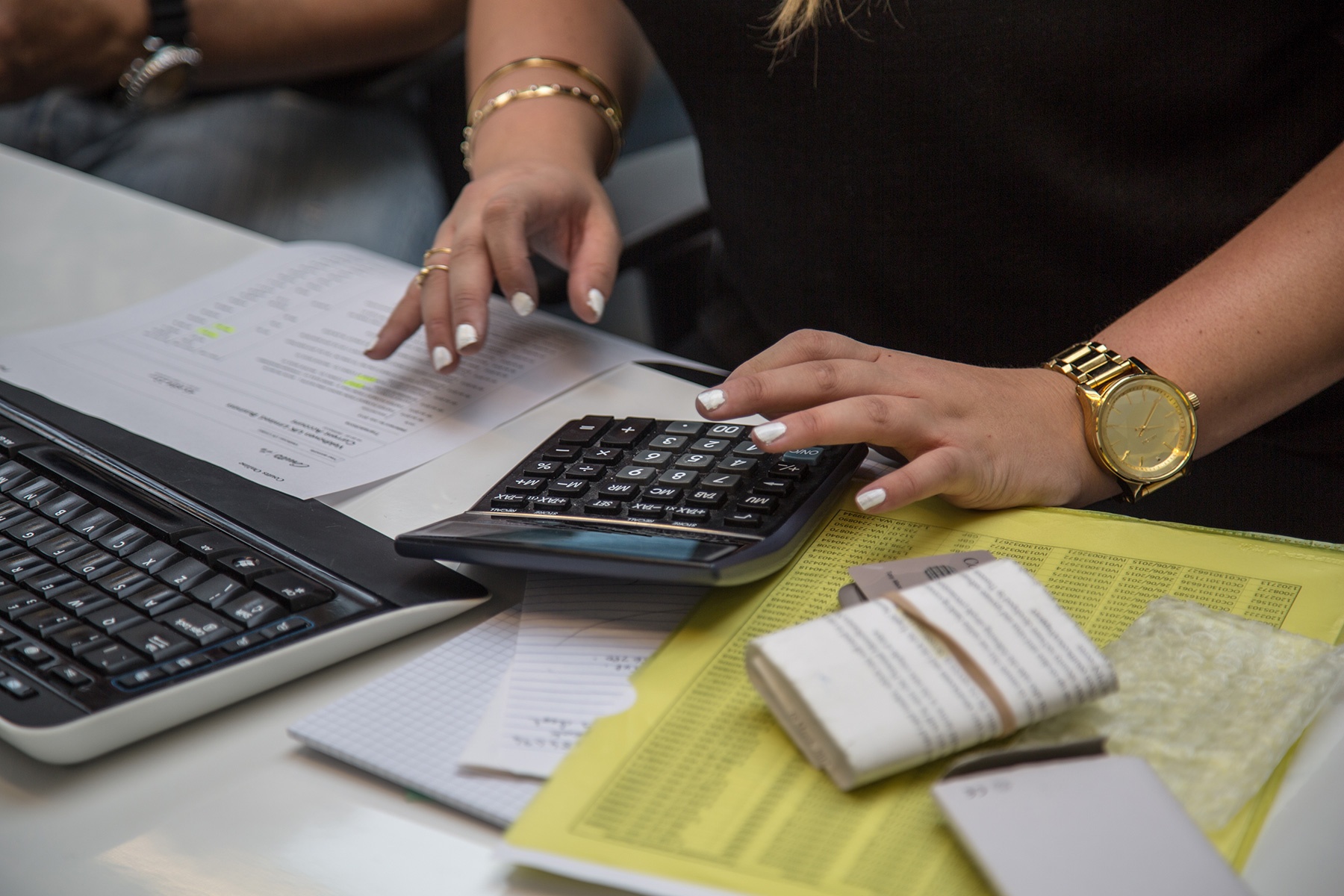 CAPA_Approach_Page_Affordability_Photo_Finance-Scholarships CAPA_Approach_Page_Affordability_Photo_Finance-Scholarships